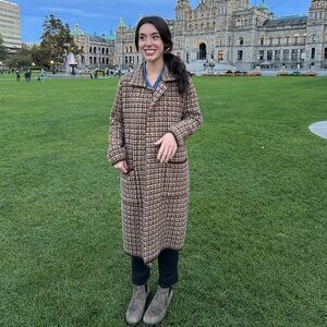 Meet your Posher, Sophie